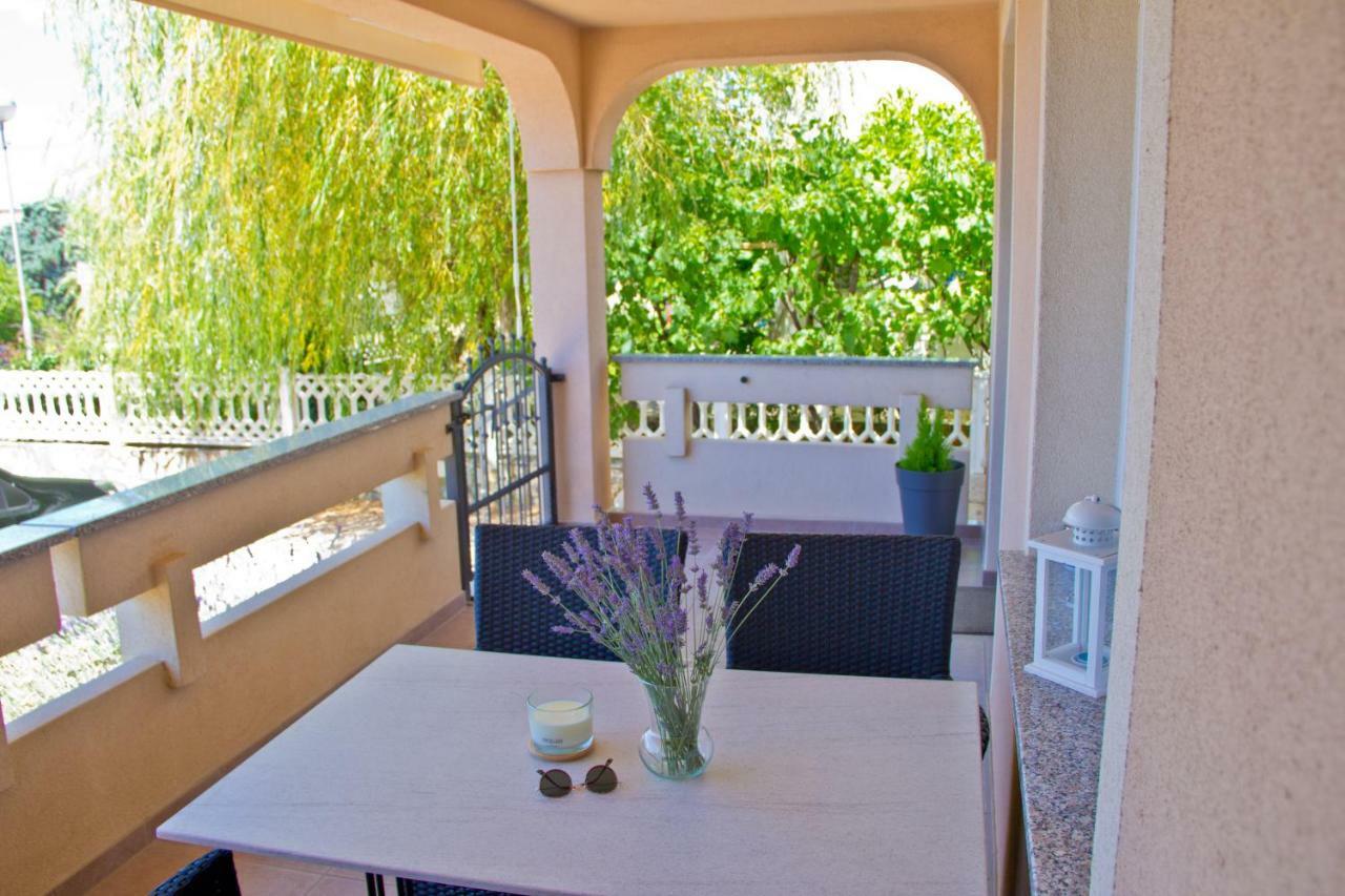 Apartmani Zoric Punat Exterior photo